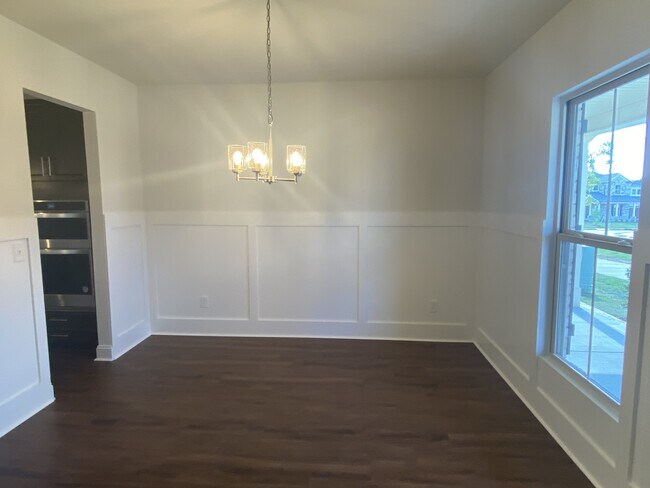 Building Photo - 1168 Carlisle Pl