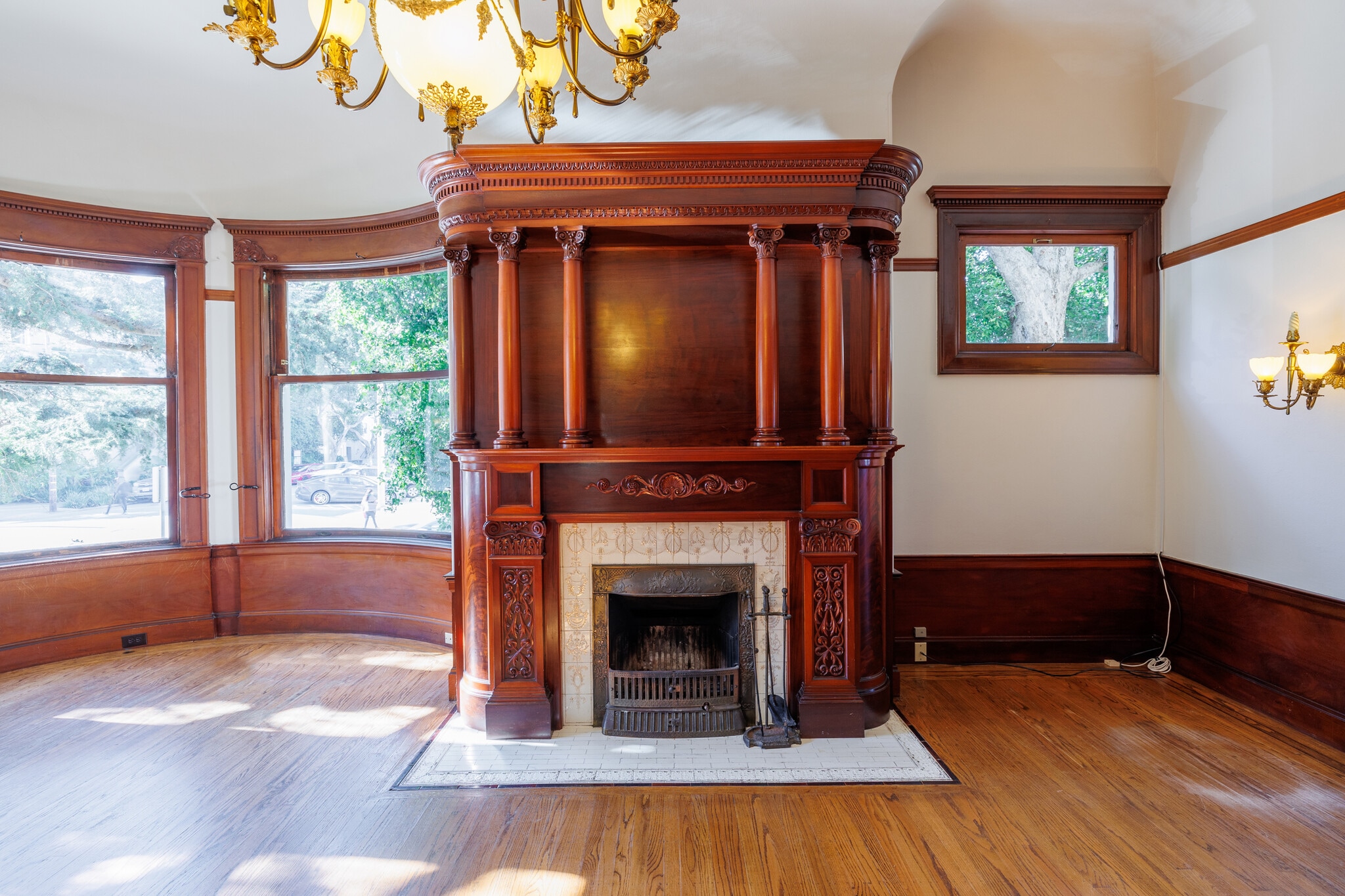 ROSEWOOD MANTELPIECE WIHT WOOD BURING FIREPLACE - 2398 Broadway