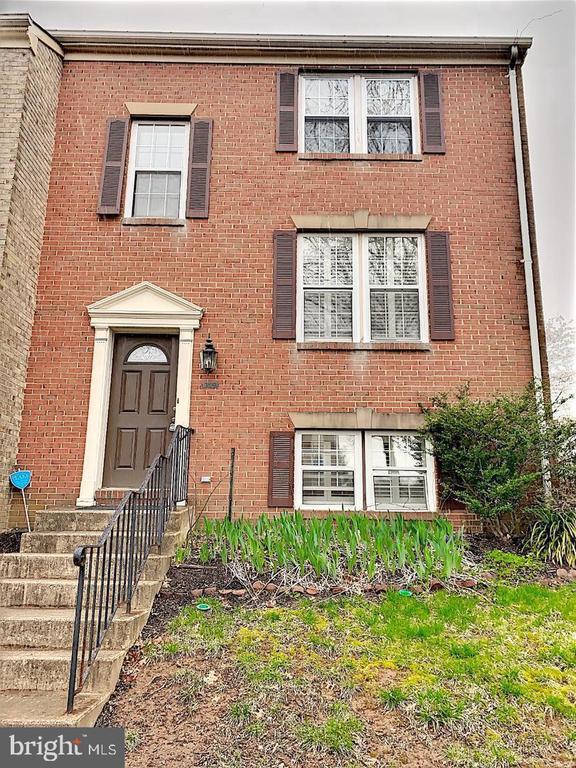 Building Photo - 3100 Black Hickory Dr