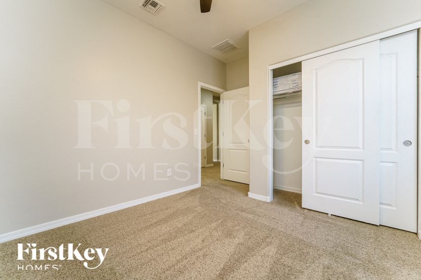 Building Photo - 11282 W Artifact Quarry Dr