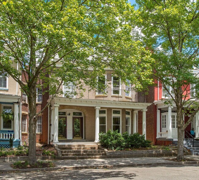 Building Photo - Swanky 2000 sf duplex in the heart of Church Hill