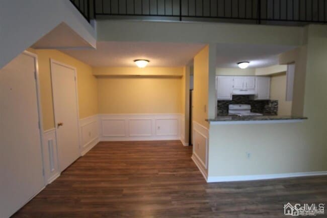 Building Photo - 1618 Aspen Dr