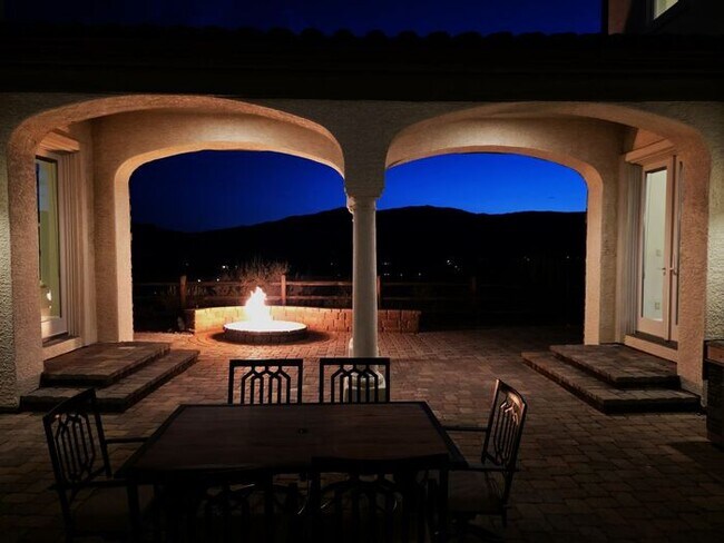 Building Photo - All-Inclusive Executive Luxury in Somerset...