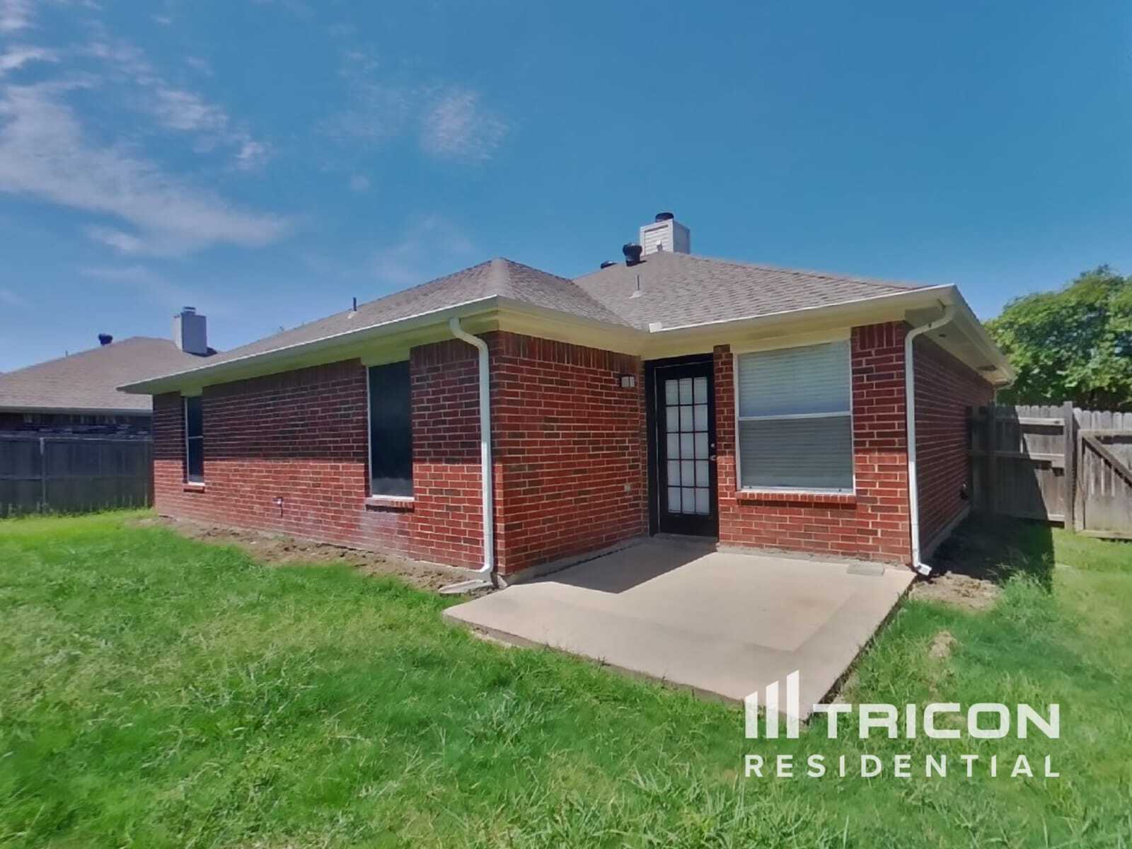 Building Photo - 1410 Misty Meadow Dr