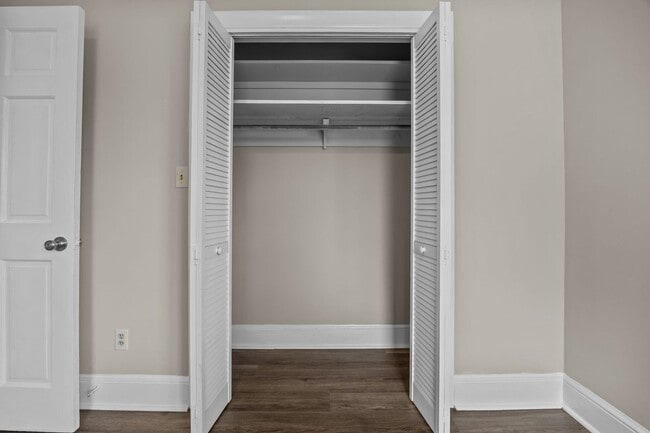 Building Photo - Cozy 2 Bed Duplex in the Heart of Lillington