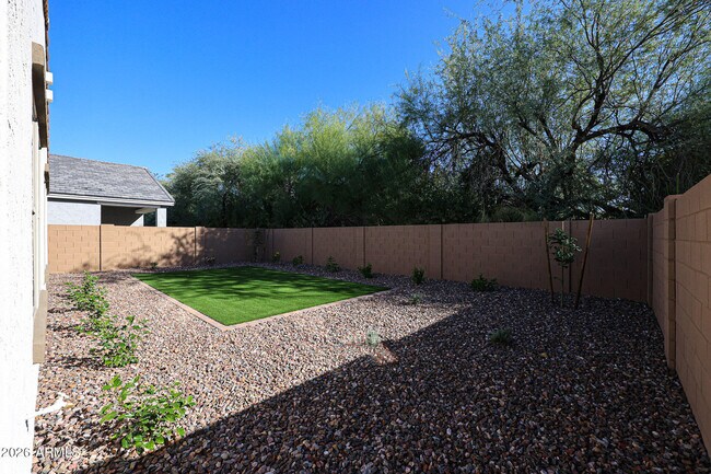 Building Photo - 7763 N 86th Ln