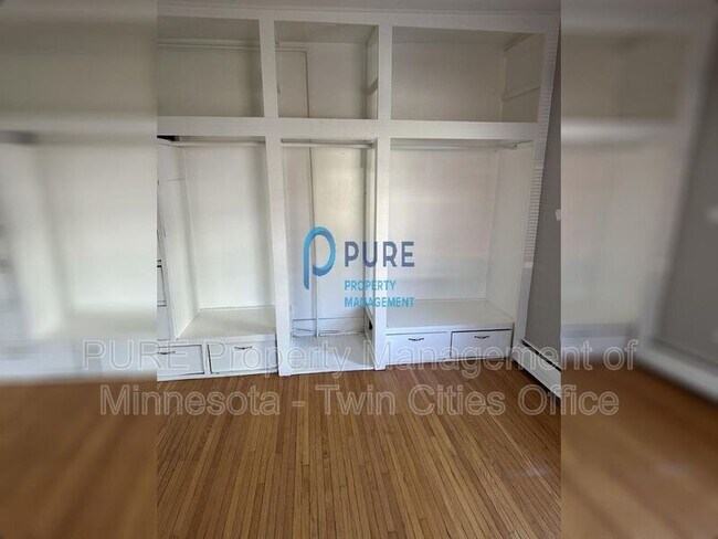 Building Photo - 1212 Sibley St