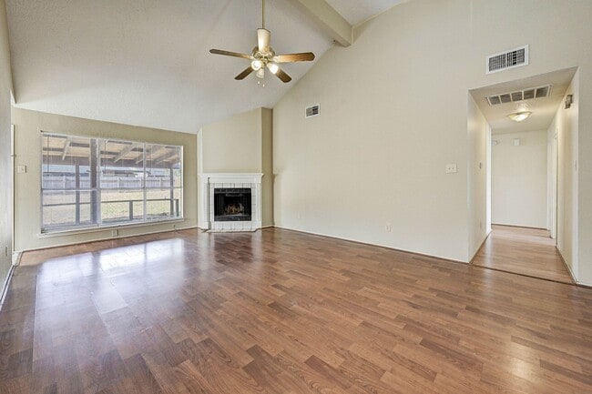 Building Photo - 19803 Lions Gate Ct