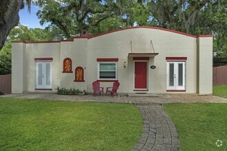 Building Photo - 1647 Lake Ella Dr