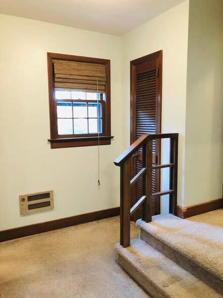 Building Photo - 118 Sebrell Ave