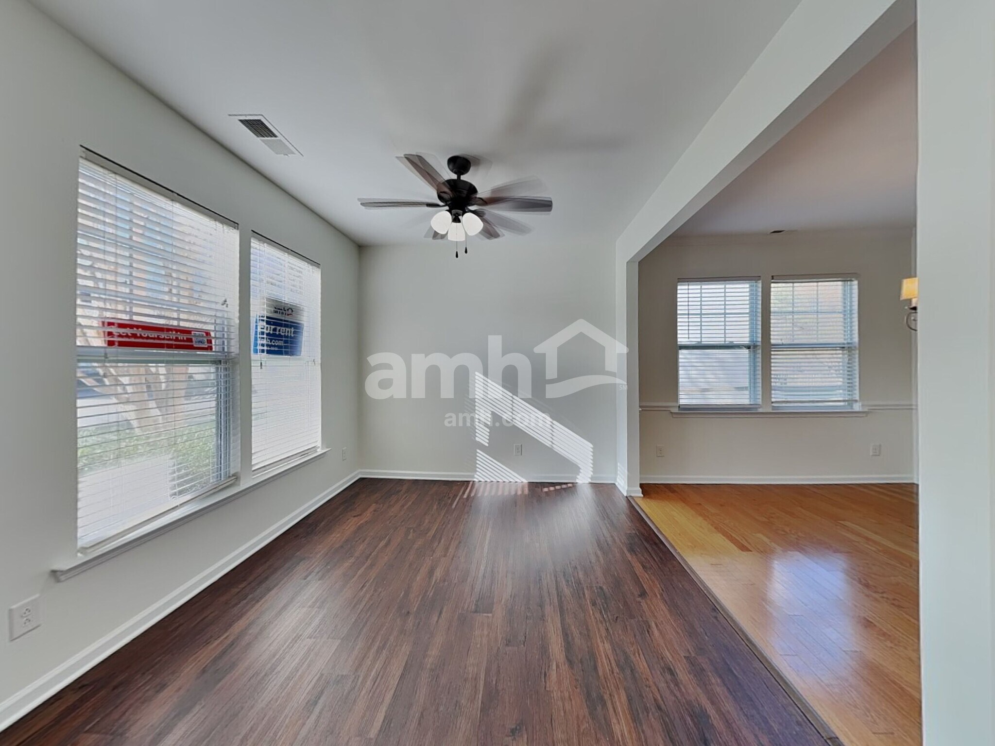 Building Photo - 10233 Broken Stone Ct