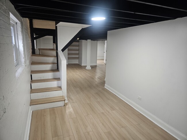 Building Photo - 6125 W Newport Ave