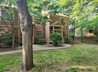 Building Photo - 3 Sterling Pl