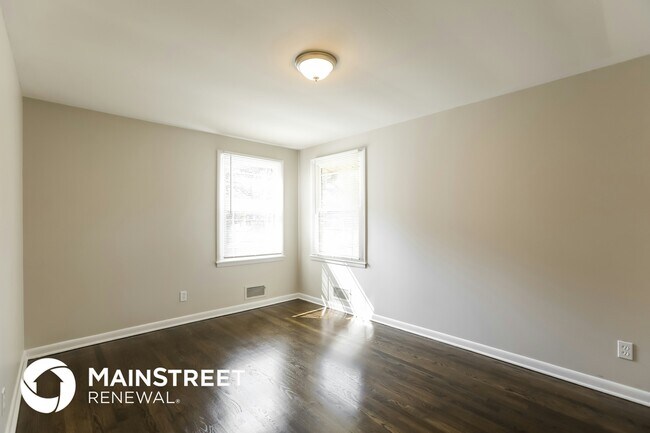 Building Photo - 7730 W 96th St