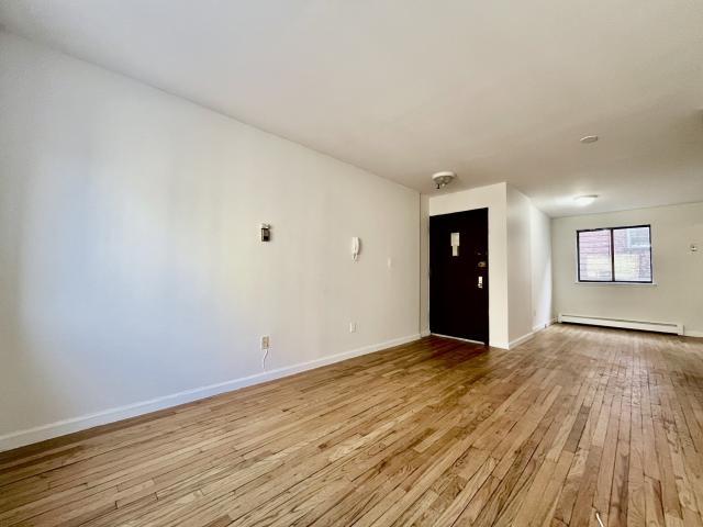 Building Photo - 1 bedroom in New York NY 10034