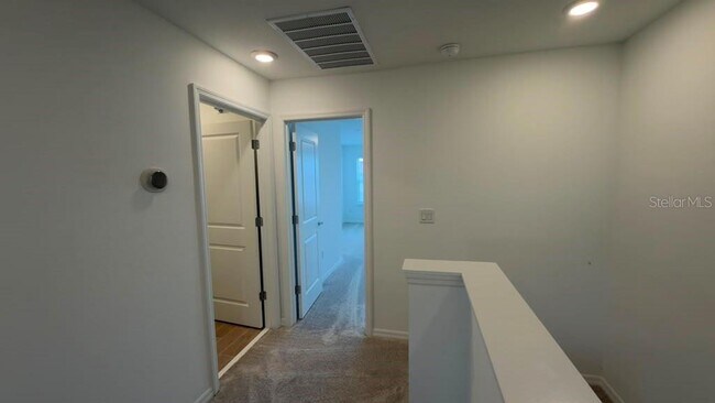 Building Photo - 4568 ORCHARD VIEW Aly