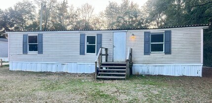 Building Photo - Available Now! Rent this affordable 3 bedroom home in Aiken!