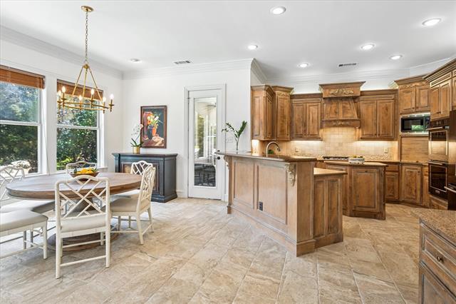 Building Photo - 2008 Sleepy Hollow Ln