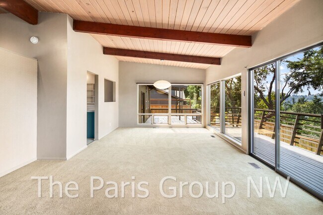 Building Photo - Extraordinary 4BR, 4200sf Mid Century Water View Home with Amazing Outdoor Spaces