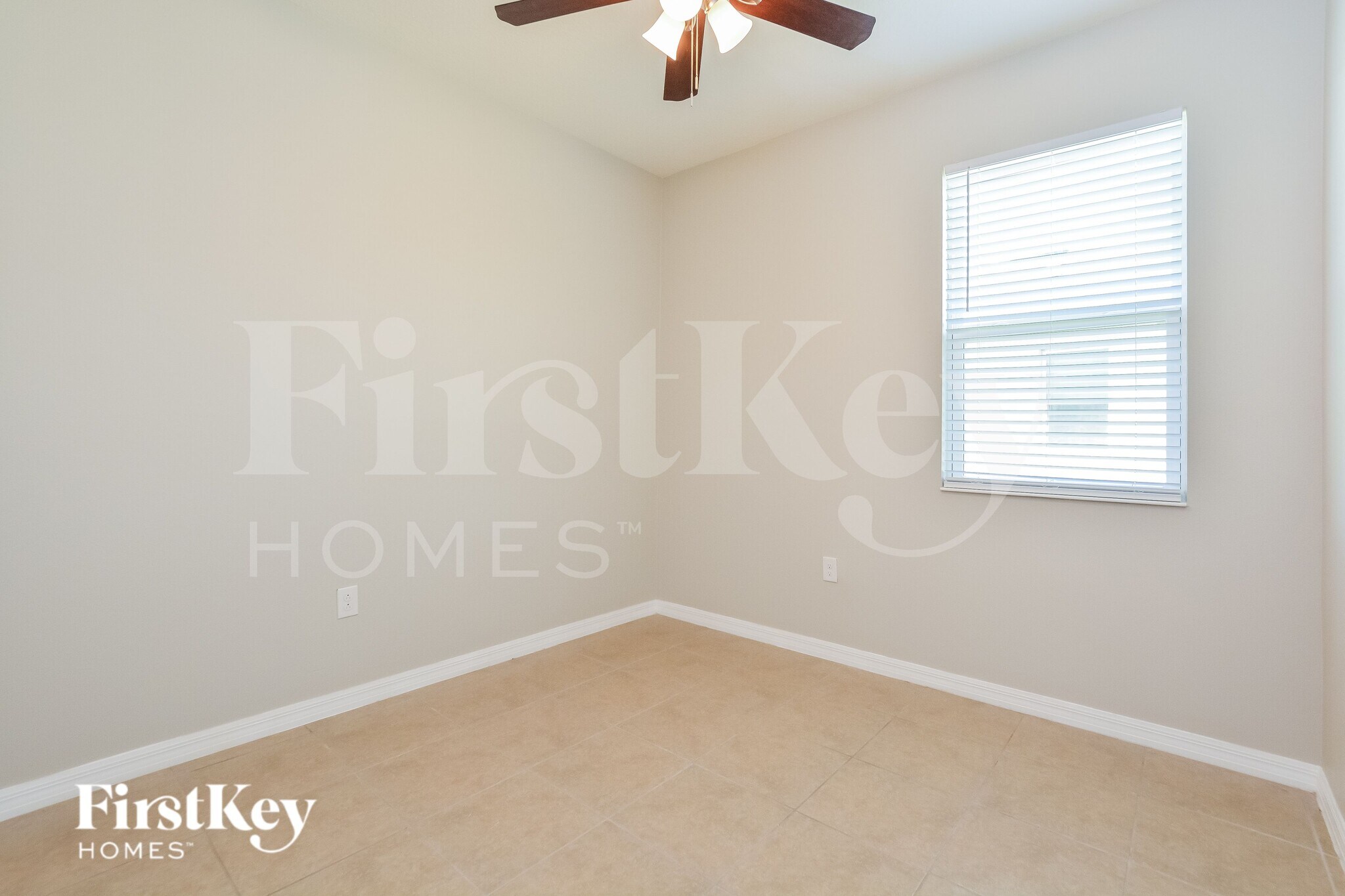 Building Photo - 1511 Angler Avenue