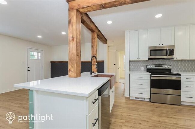 Building Photo - 173 Mond St, Ogden, UT, 84404