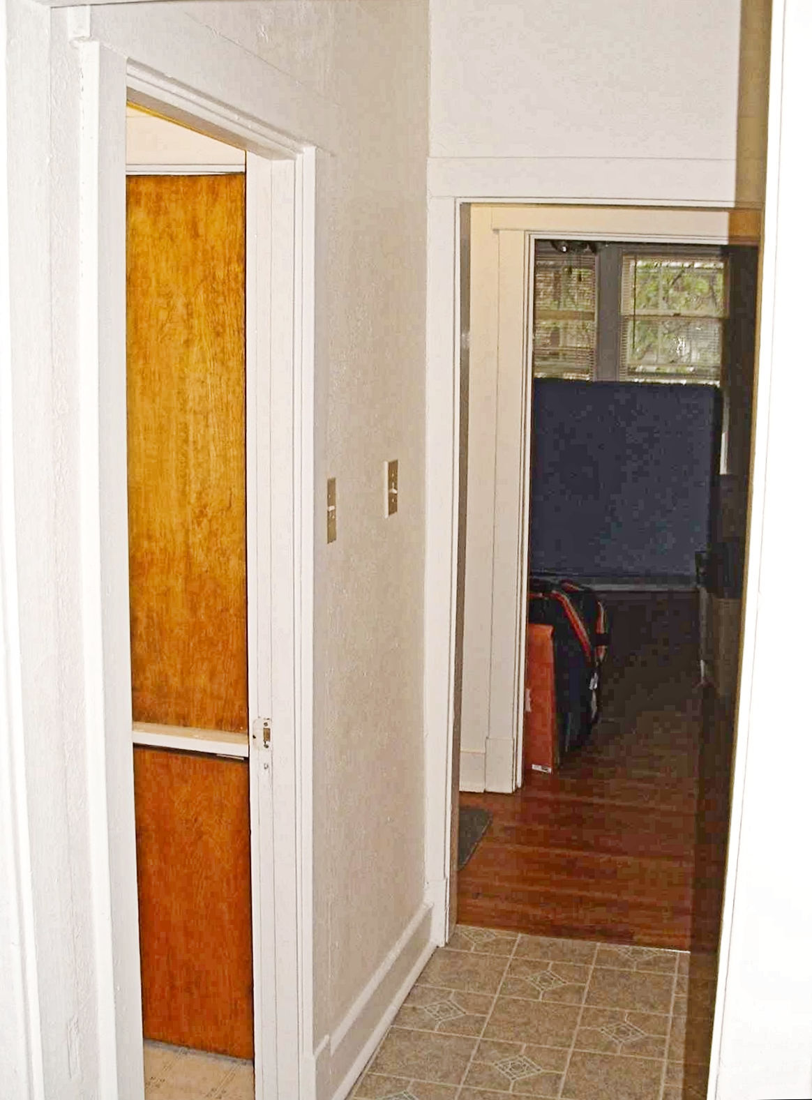 BATH LINEN - 5840 Alderson St