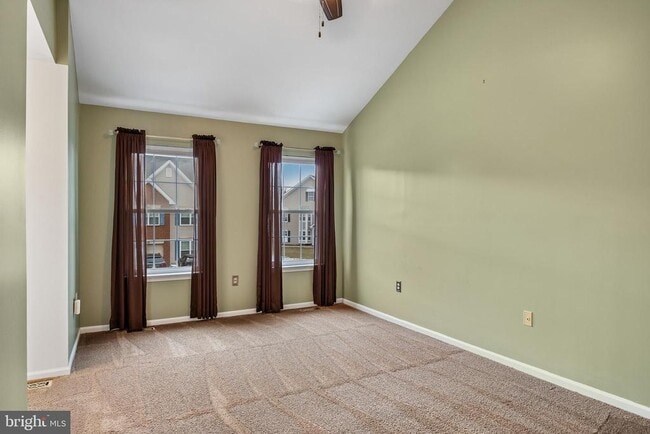 Building Photo - 177 La Costa Dr