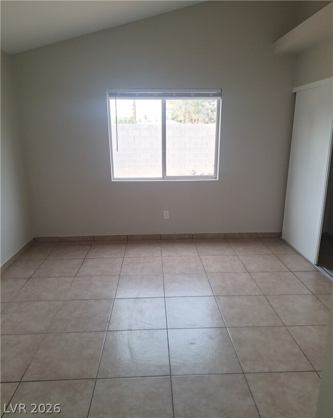 Building Photo - 4156 Abrams Ave