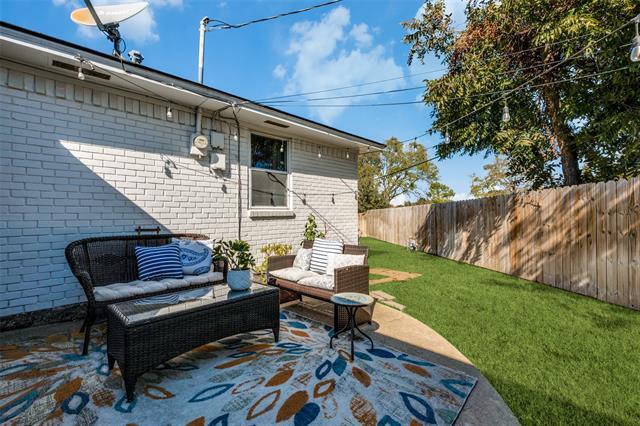 Building Photo - 2410 St Francis Ave