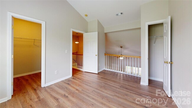 Building Photo - 10131 Ballyclare Ct