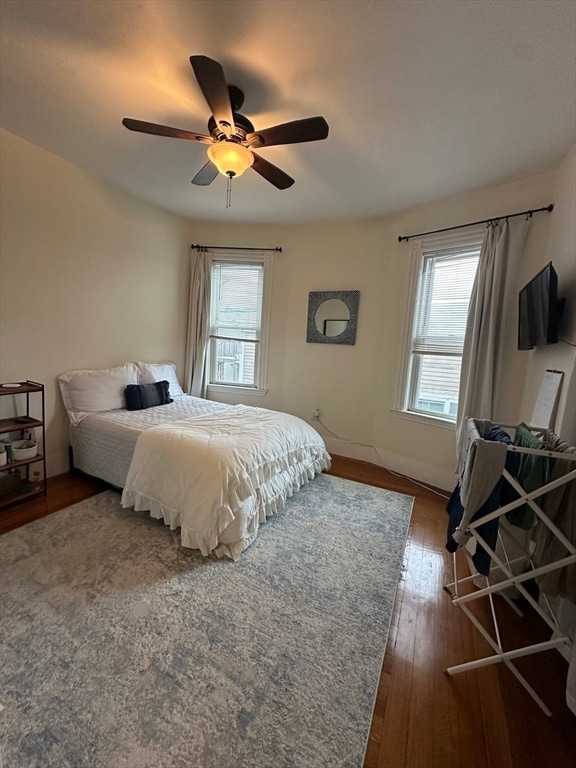 Building Photo - 194 H St