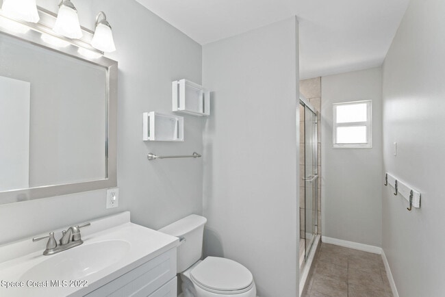 Building Photo - 200 Price Ct