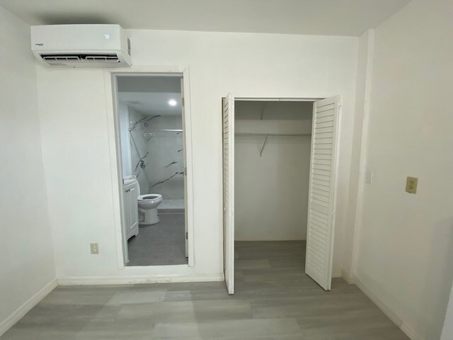 Building Photo - 10071 SW 146th Ct