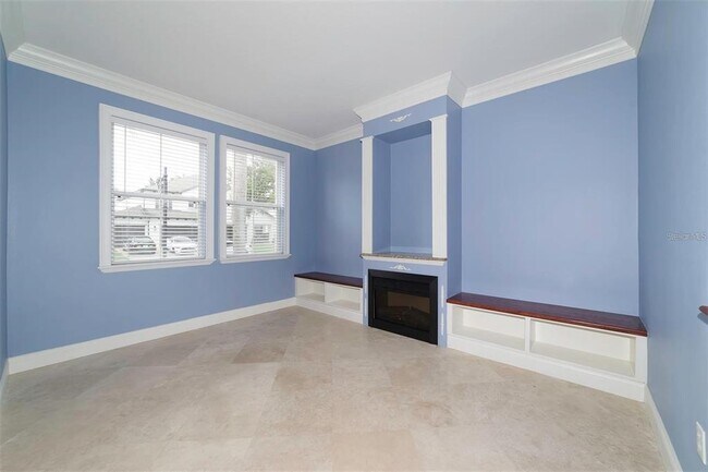 Building Photo - 10124 Malpas Point