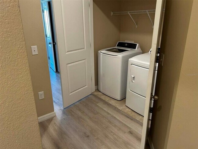 Building Photo - 6517 Serenity Fall Ln