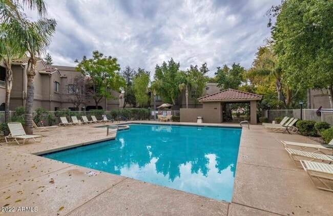 Building Photo - 15050 N Thompson Peak Pkwy