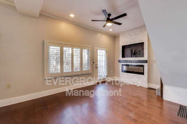 Building Photo - 1140 Hoyt Ave