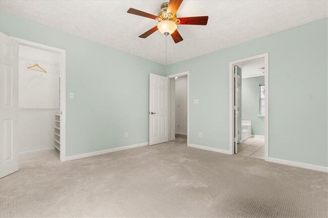 Building Photo - 11190 Abbotts Station Dr