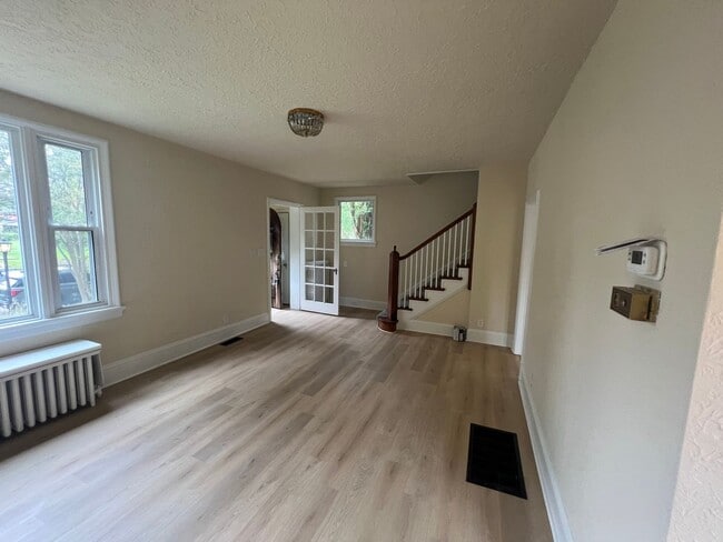 Building Photo - 3221 Edgewood Ave