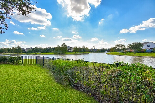 Building Photo - 6203 Ledger Ln