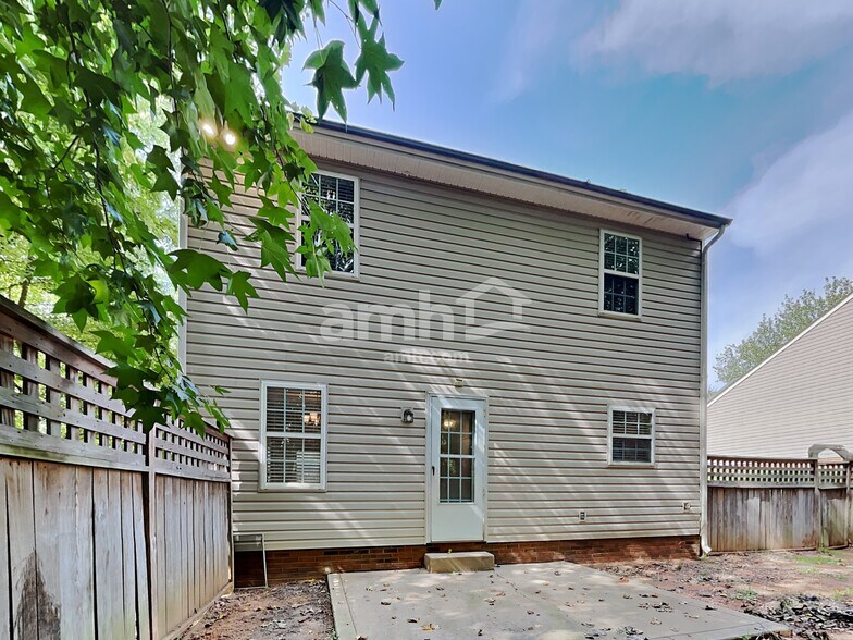 Building Photo - 5908 Redding Rd