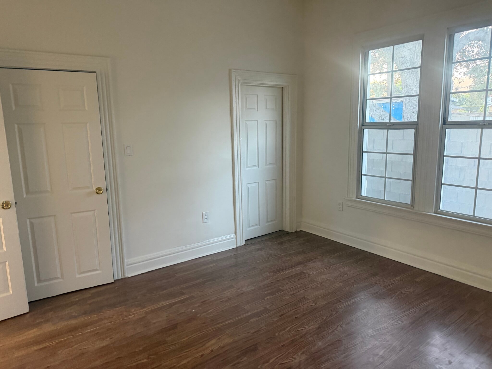 Building Photo - 2108 Casitas Ave