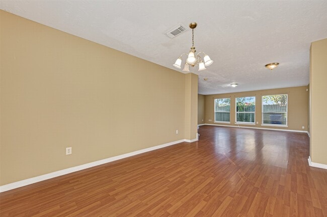 Building Photo - 3006 Palace Oaks Dr