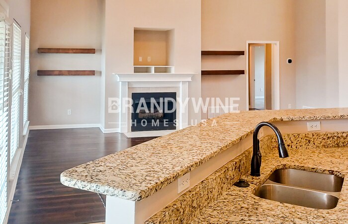 Building Photo - 9876 Brimfield Dr