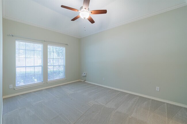 Building Photo - 11102 Dawson Springs Dr
