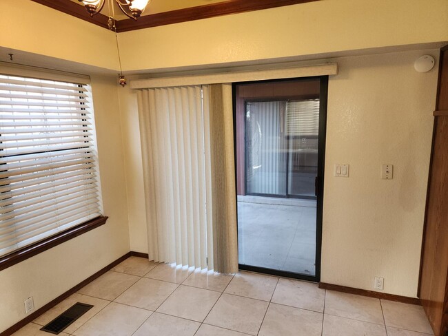 Building Photo - 9335 Admiral Lowell Pl NE