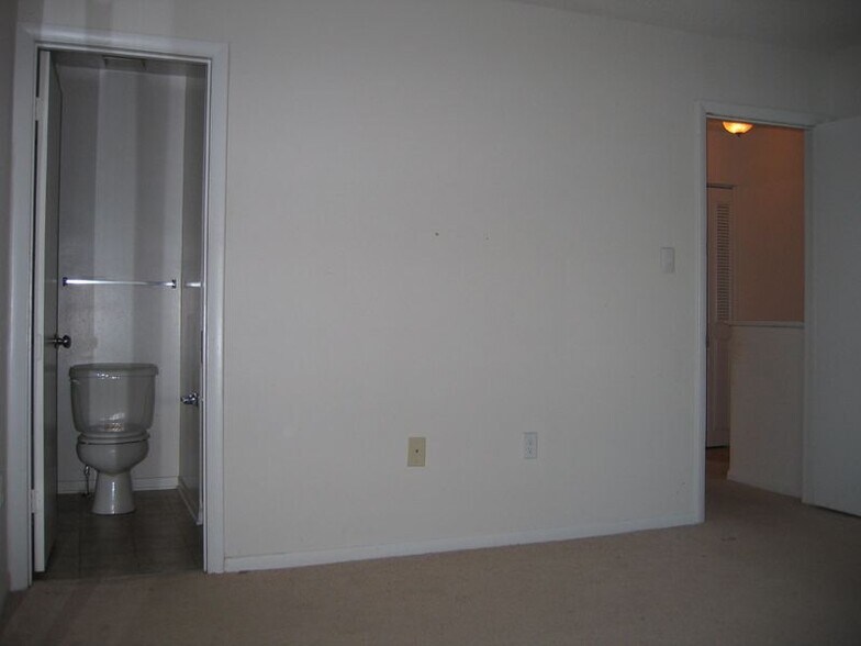 Building Photo - 11449 Stoney Point Pl