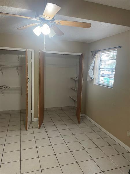 Building Photo - 6548 Racquet Club Dr