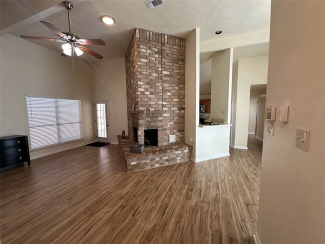 Building Photo - 3044 High Plains Dr