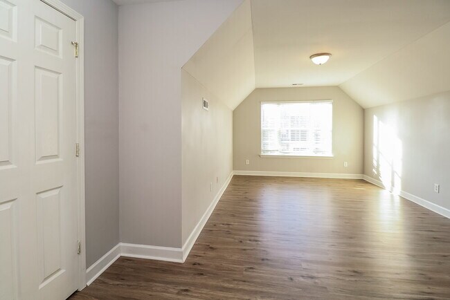 Building Photo - 4215 Sebring Ct SW